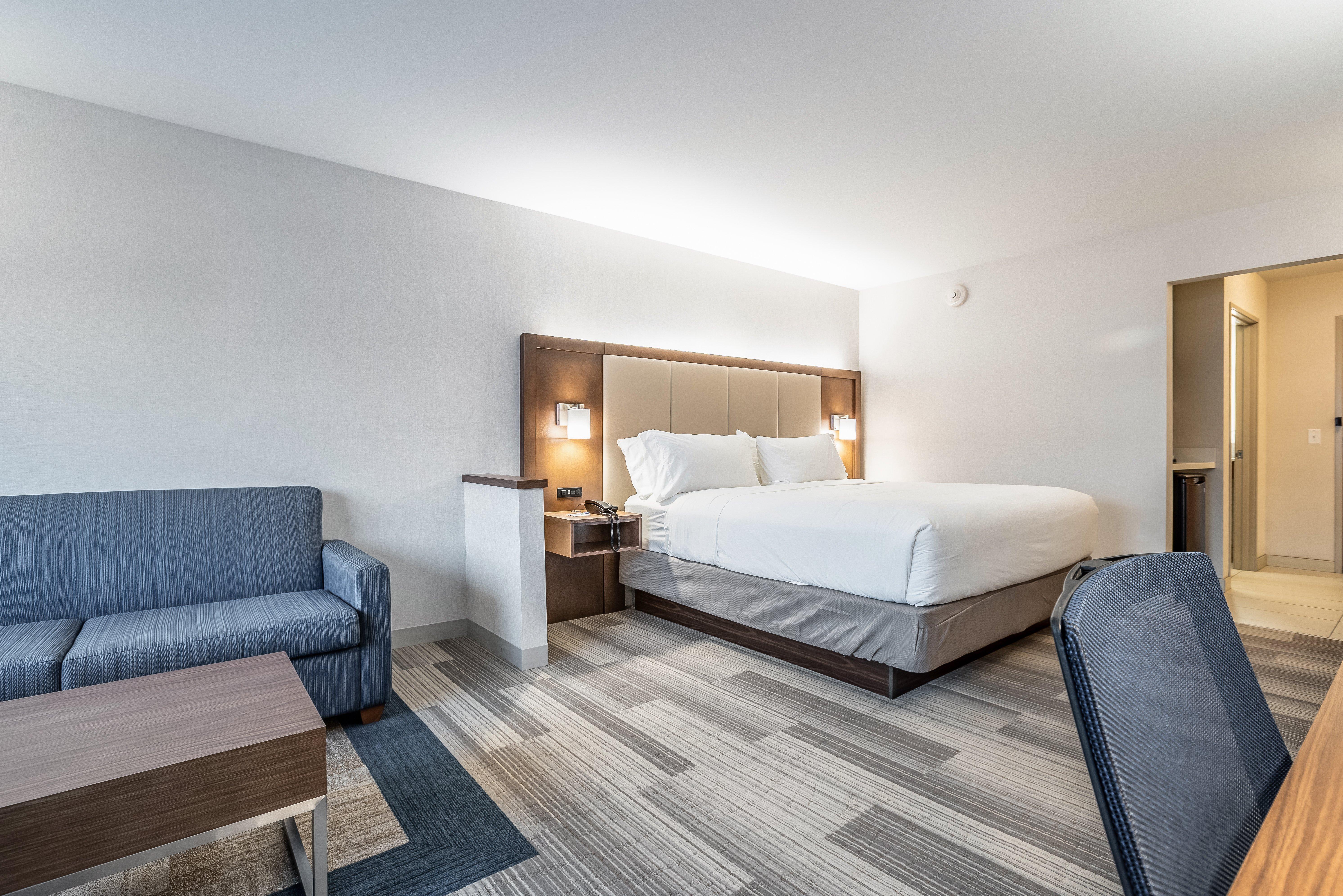 Holiday Inn Express & Suites Platteville By Ihg Exterior photo