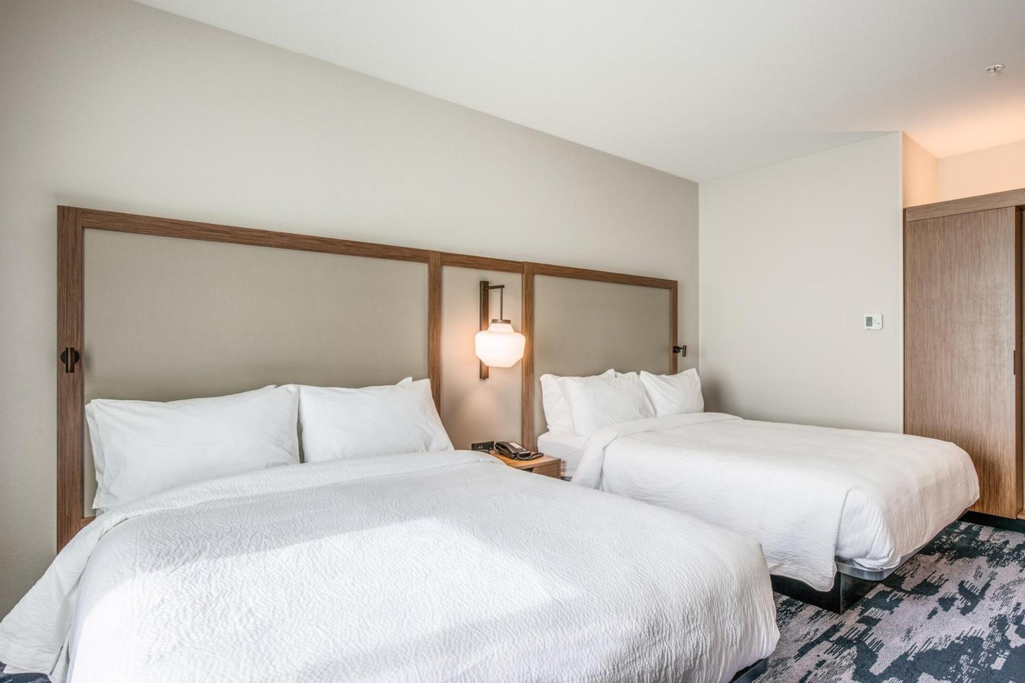 Holiday Inn Express & Suites Platteville By Ihg Exterior photo